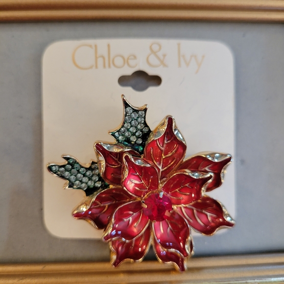 Poinsettia Christmas Holiday Brooch ~ Rhinestone Embellishments ~ Pretty! - Picture 12 of 12
